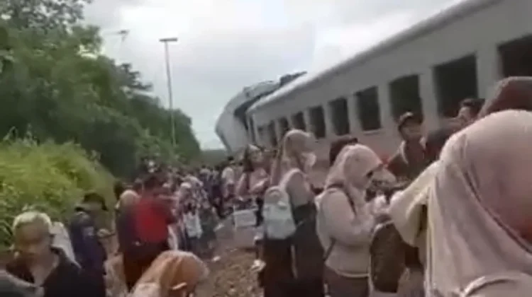 KAI Upayakan Percepatan Evakuasi KA Bangunkarta yang Anjlok di Bumiayu