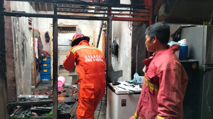 Rumah Kontrakan di Bantarsari Terbakar, Diduga Akibat Korsleting Listrik