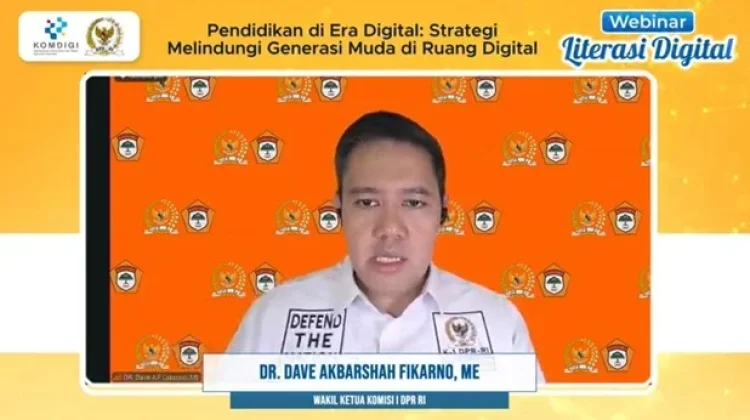 Melindungi Generasi Muda di Ruang Digital: Strategi dan Tantangan