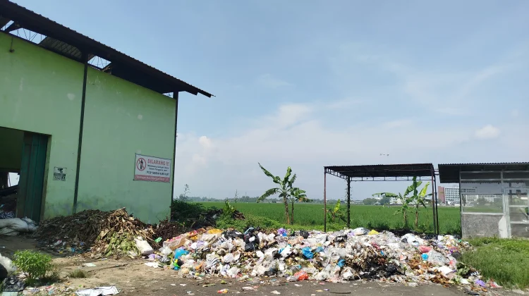 Lonjakan Harga Plastik Diminta Jadi Momentum Warga Purbalingga Terapkan Budaya 3