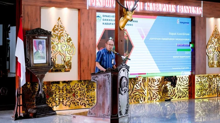 Bupati Banyumas Siap Tanggung Biaya Berobat Warga Pakai Uang Pribadi