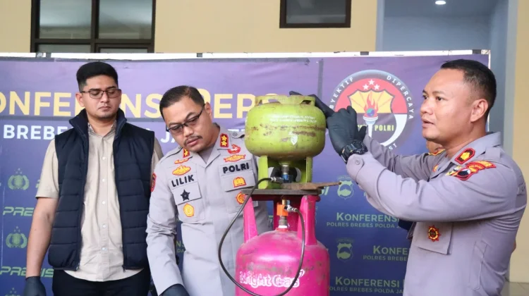 Polres Brebes Berhasil Ungkap Kasus Pengoplosan LPG Subsidi di Gudang Sekolah