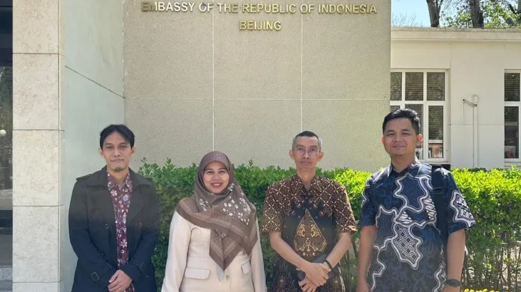 FEB UMP Perluas Kiprah Global lewat Pengabdian di Beijing