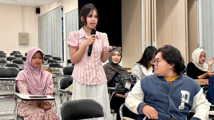 Telur Palsu Ada, Sulit Dibedakan