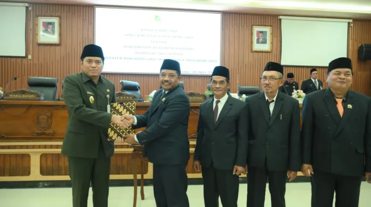 Serahkan Rekomendasi LKPJ 2025, DPRD Banjarnegara Soroti Belanja dan Fiskal