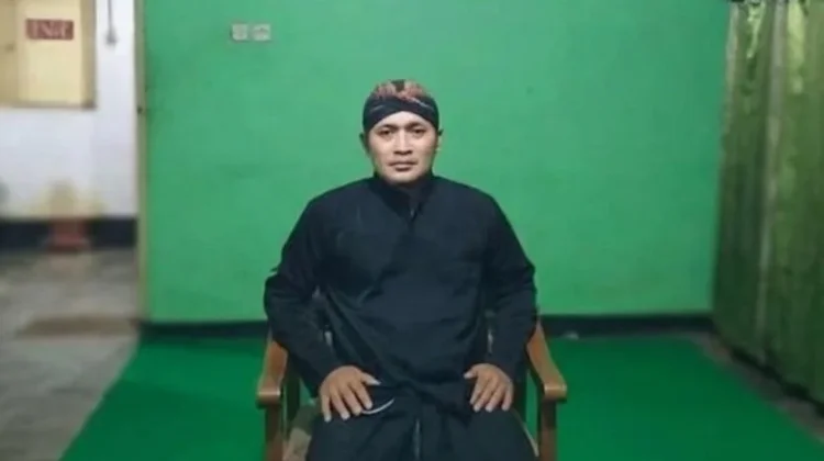 Mengenal Mbah Ganong, Pendiri Grup Ebeg yang 39 Tahun Melestarikan Ebeg Banyumas