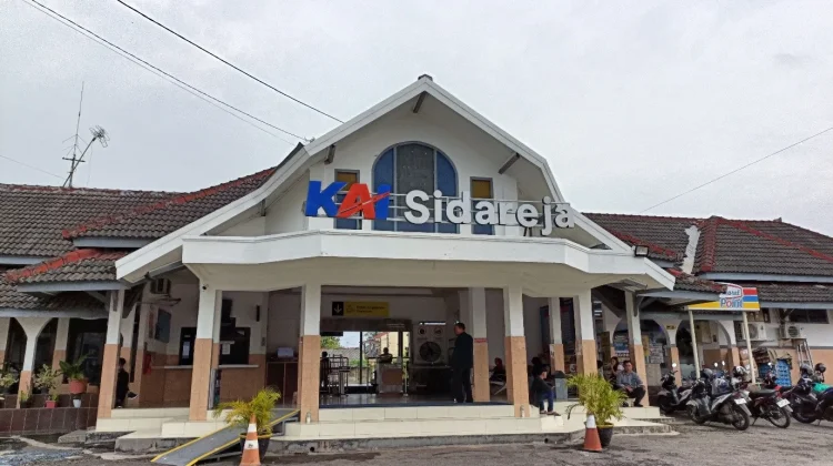 Jadi Simpul Transportasi, Stasiun Sidareja Dukung Mobilitas dan Ekonomi Daerah
