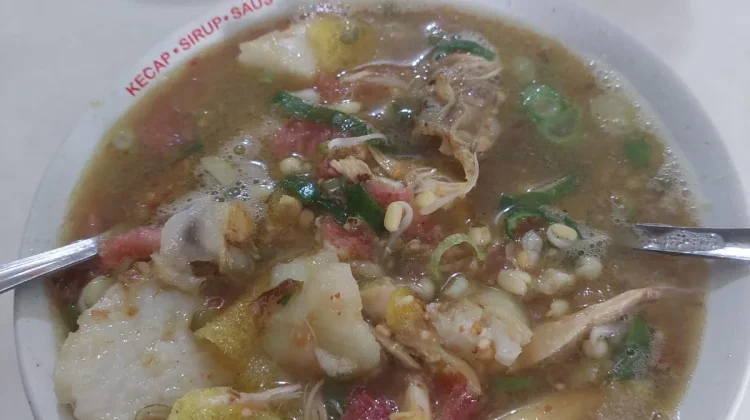 Pojok Alun-Alun Banyumas Hidup dengan Kehadiran Bakso dan Soto Genuk