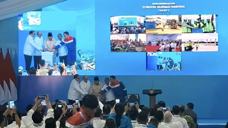 Presiden Prabowo Groundbreaking 13 Proyek Hilirisasi di Cilacap
