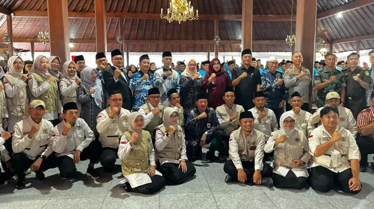 Bupati Bupati Banyumas Lepas 1.338 Jamaah Haji 2026