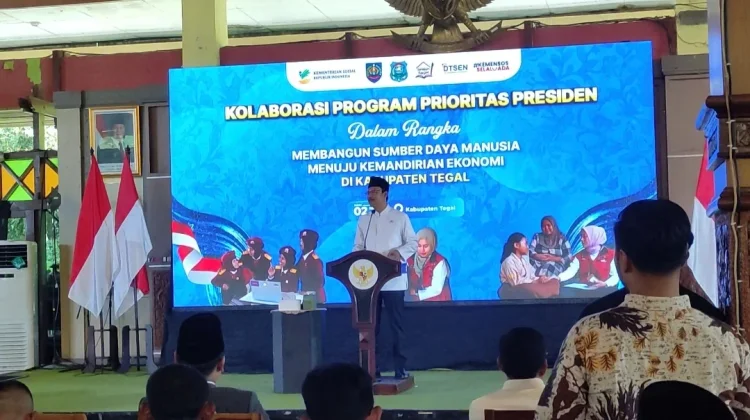 Mensos Dorong Kolaborasi Pemutakhiran Data Bansos di Kabupaten Tegal