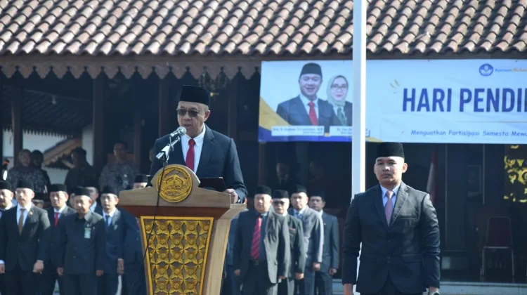 Hardiknas 2026, Banyumas Tegaskan Komitmen Pendidikan untuk Semua