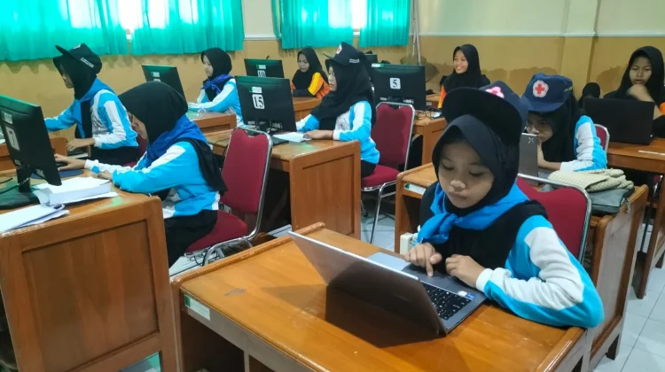 2.501 Anggota PMR Kabupaten Tegal Ikuti Uji Kecakapan Secara Daring