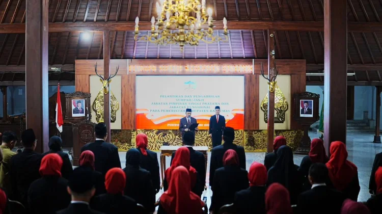 77 Pejabat Pemkab Banyumas Dilantik, Bupati Ingatkan Kinerja Tak Boleh Stagnan