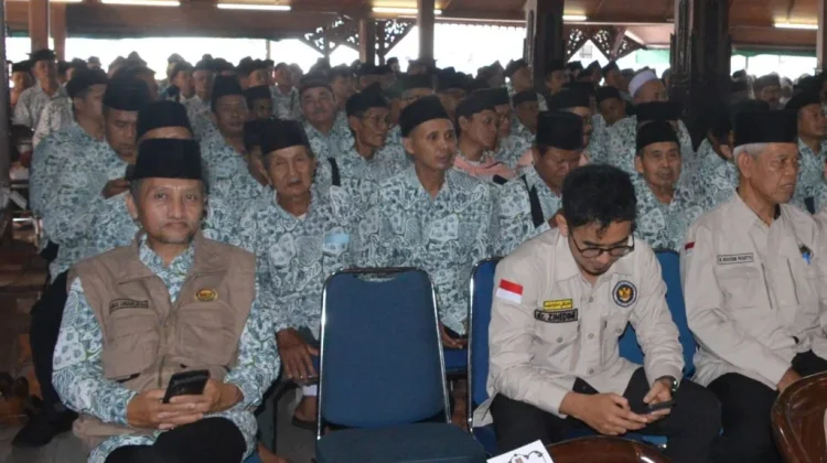 Pemkab Cilacap Mengantar 1.285 Jemaah Haji menuju ke Tanah Suci