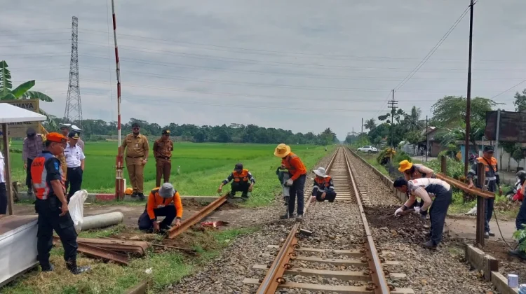 KAI Daop 5 Tutup 184 Perlintasan Liar dalam 1 Dekade Terakhir