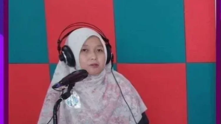 Osteoporosis pada Wanita dalam Kacamata Gizi: Kalsium Saja Tidak Cukup