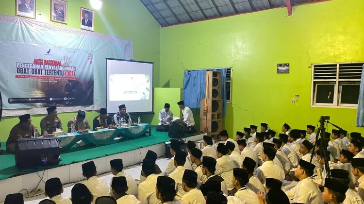 BPOM Banyumas Edukasi Pencegahan Penyalahgunaan OOT Sampai ke Pesantren