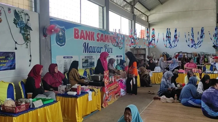 Bank Sampah Mawar Biru Dorong Umkm dan Ekonomi Warga lewat Kegiatan Lingkungan