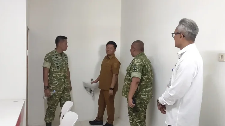 Dandim 0712/Tegal dan Bupati Tegal Tinjau Kesiapan Gerai KDKMP di Desa Lumingsir