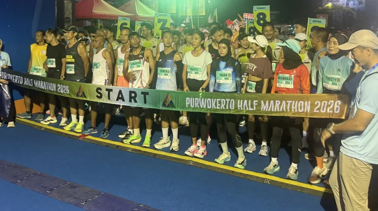 Ribuan Pelari Meriahkan Purwokerto Half Marathon