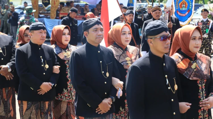 Kapolres Ikuti Kirab Hari Jadi Kabupaten Tegal ke-425