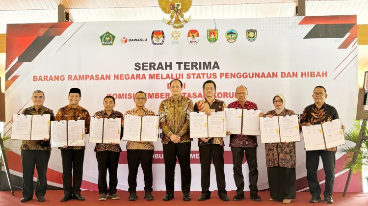 KPK Hibahkan Aset Rampasan Negara Senilai Rp3 Miliar ke Banyumas