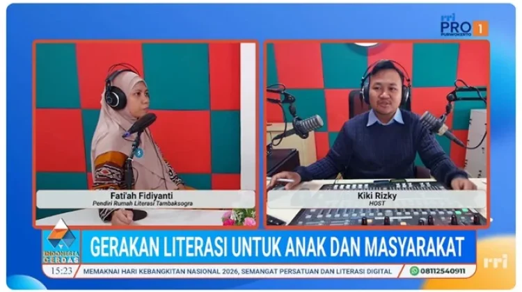Gerakan Literasi di Era Digital: Memanfaatkan Teknologi Digital untuk Belajar