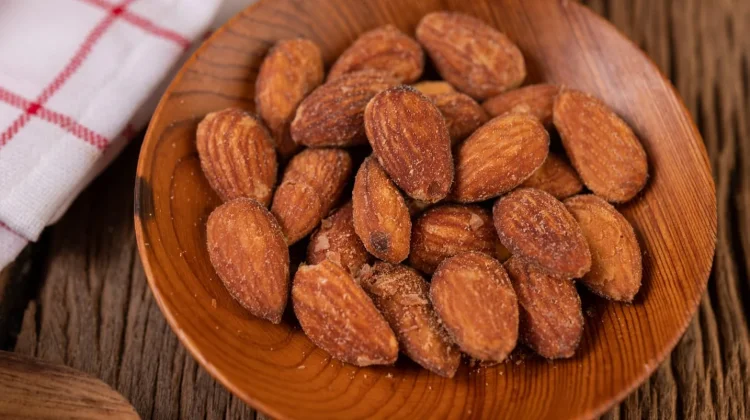 Kacang Almond Panggang: Camilan Sehat untuk Diet dan Menjaga Berat Badan