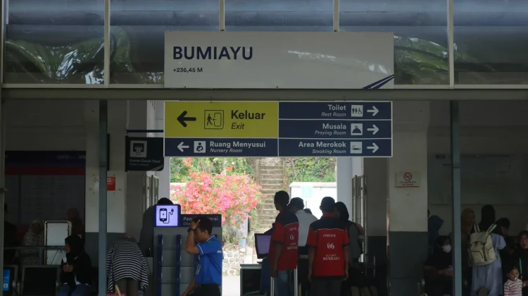 Stasiun Bumiayu Dukung Mobilitas dan Ekonomi Masyarakat