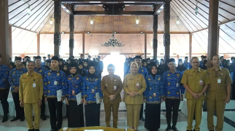 Angkat 133 PNS Kebutuhan Tahun 2024, Plt. Bupati Cilacap Beri Wejangan
