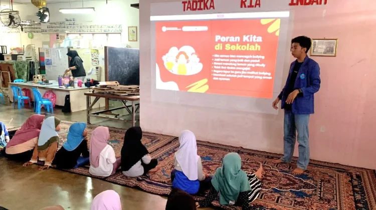 Mahasiswa STMIK Widya Utama Purwokerto Ikuti KKN Internasional di Malaysia