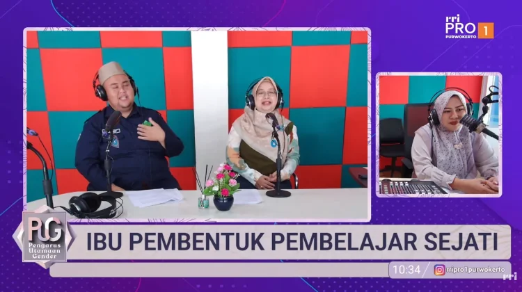 Ibu Penggerak Utama Pendidikan Karakter Anak di Rumah