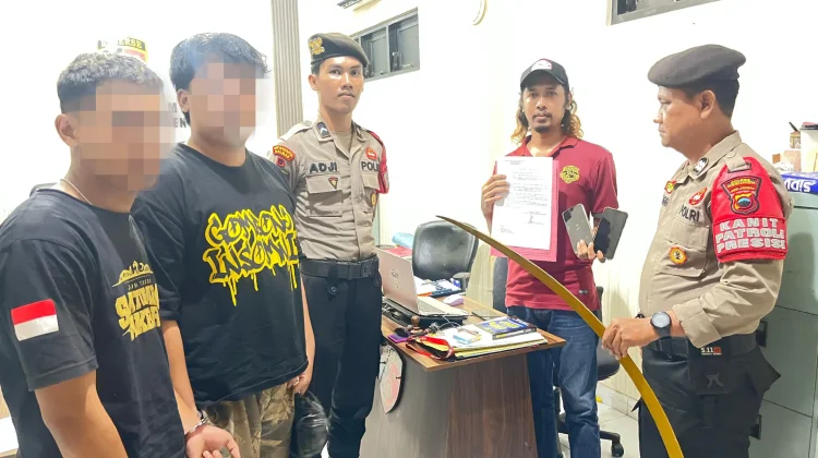 Dua Pemuda Berkendara Membawa Senjata Tajam Diamankan Polres Kebumen