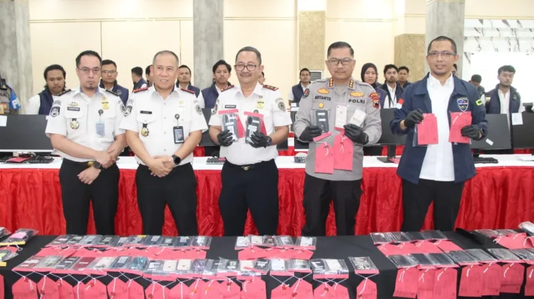 Polda Jateng & FBI Gagalkan Operasi Sindikat Penipuan Online Internasional
