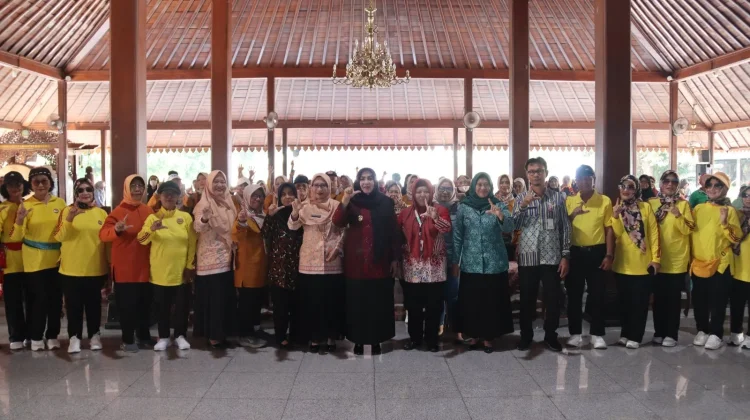 Peringati HLUN ke-30, Banyumas Dorong Lansia Tetap Aktif dan Mandiri