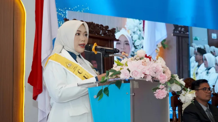 FIKes Unsoed Cetak 55 Apoteker Baru dengan IPK Rata-rata 3,75