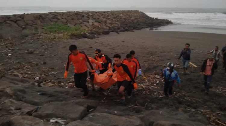 Dua Remaja Tenggelam di Pantai Menganti Kisik Cilacap Ditemukan