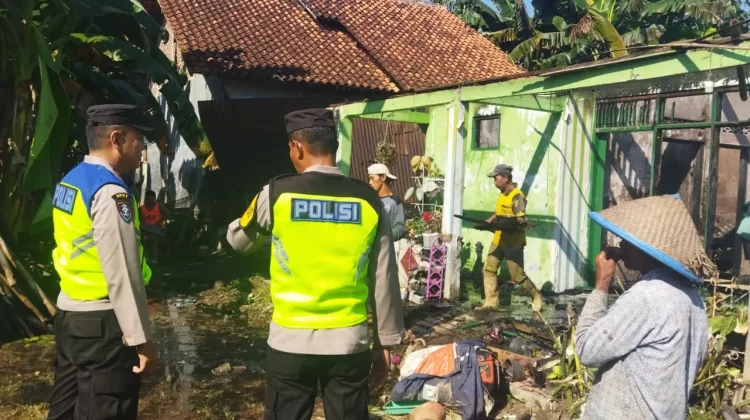Kebakaran Rumah di Kemangkon, Polisi Periksa TKP