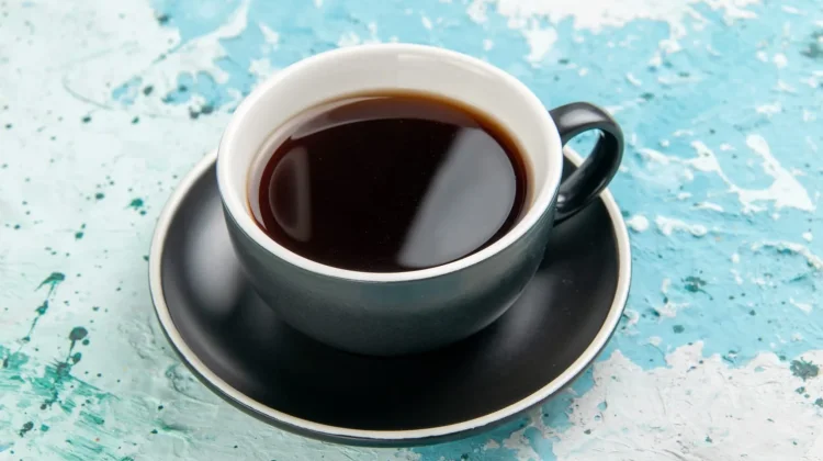 Sakit Perut Habis Minum Kopi: Normal atau Tanda Lambung Bermasalah?