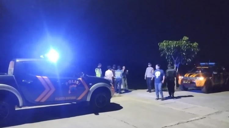 Polresta Buru Pelaku Modus Cek Geng Motor, Korban Kehilangan Delapan HP