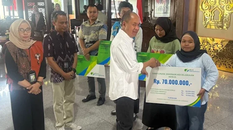 Empat Keluarga Penderes Terima Santunan BPJS Ketenagakerjaan Purwokerto