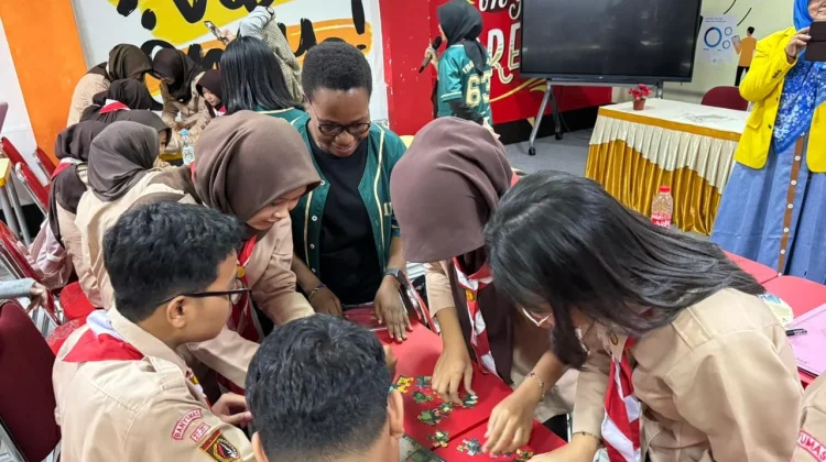 Mahasiswa Internasional Unsoed Kenalkan ASEAN ke Pelajar Banyumas