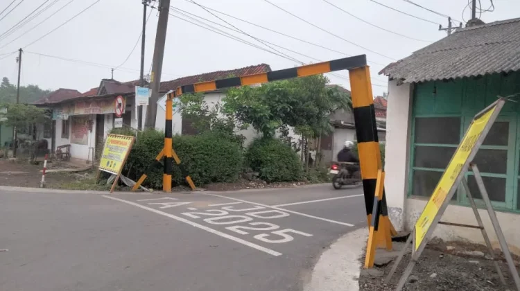 Halo RRI Tanggapi Aduan Kerusakan Portal Lalu Lintas