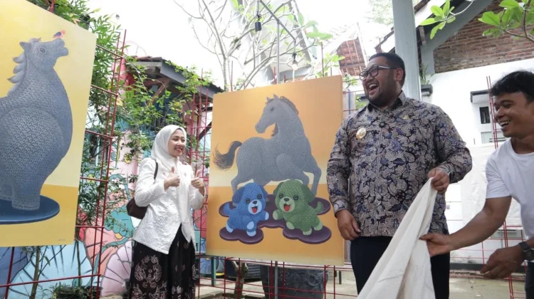 Wabup Purbalingga Apresiasi Pameran Tunggal Imam Ghozali di Kie Art Space