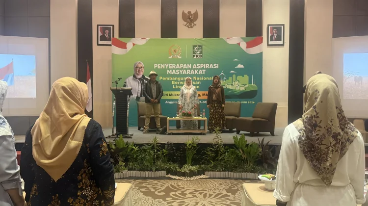 Anggota MPR Siti Mukaromah Tampung Aspirasi Warga  Terkait Lingkungan