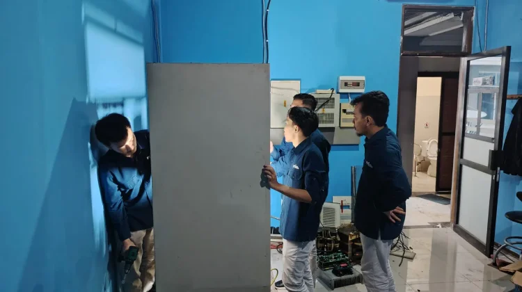 Inspeksi Berkala Jaga  Peralatan dan Keselamatan Kerja di RRI Purwokerto