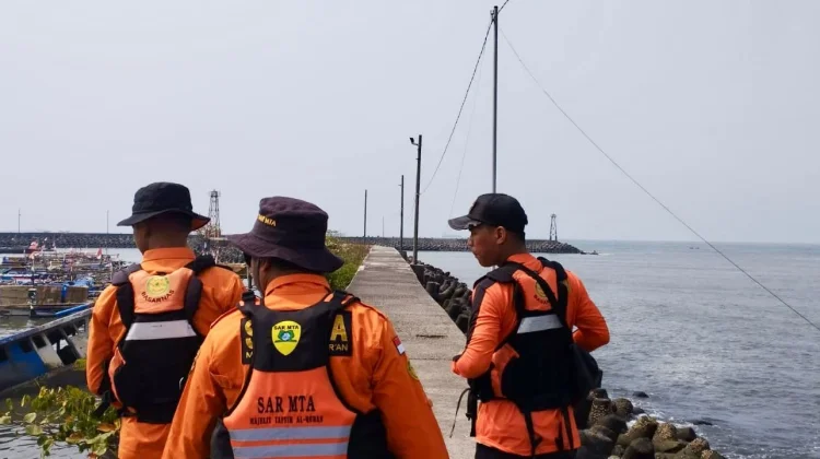 Nelayan Cilacap Terjatuh ke Laut, Tim SAR Gabungan Lanjutkan Pencarian Hari Kedua