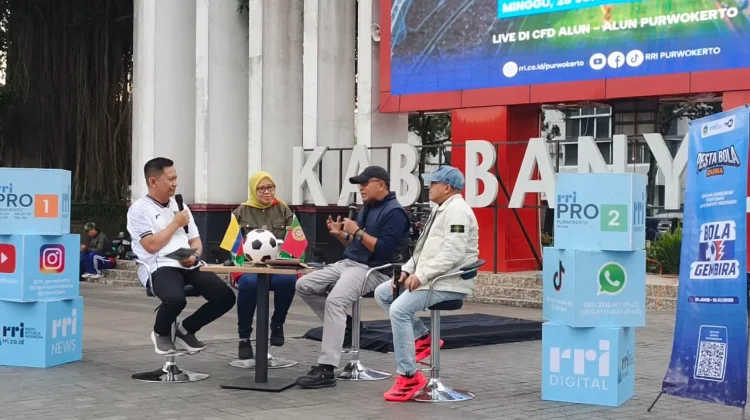 Tunanetra Ikut Nobar Piala Dunia, Apresiasi Komentator RRI