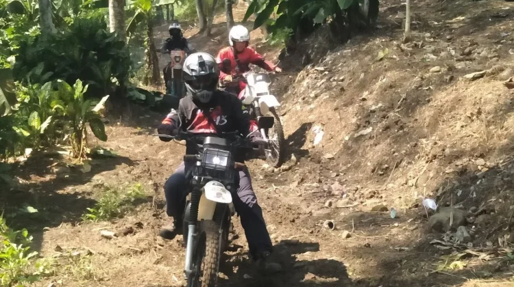 Ribuan Rider Meriahkan Trabas Hari Bhayangkara Ke-80 Polres Tegal